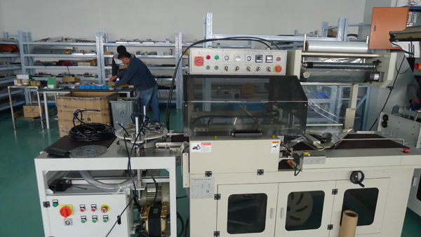 Máquina de envoltura de película de cotización de calor de calor automático de maquinaria de embalaje de Myway