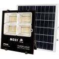 Lampu solar 100W menerangi pintu rumah kita
