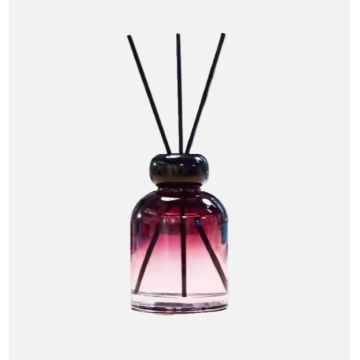 Натуральный ароматический освежитель воздуха с экологичным дизайном