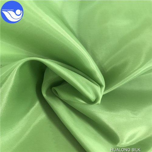 Taffeta lụa Polyester mềm mịn sử dụng cho hàng may mặc