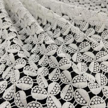 Shamrock Pattern of Chemcial Lace Embroidery Fabrics