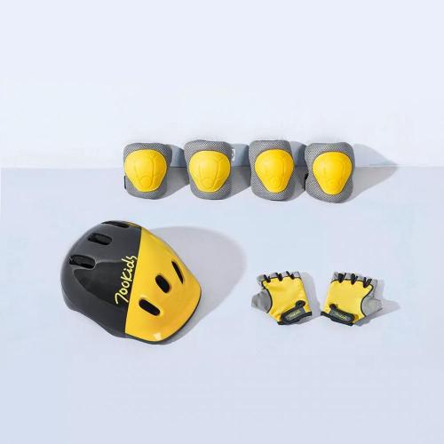 700 Kids Helmet Knee Pads Set CODBOW Sport Protect