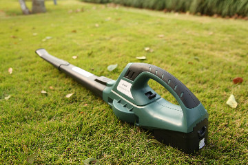 Garden Tool 18V Lithium-ion Cordless Blower
