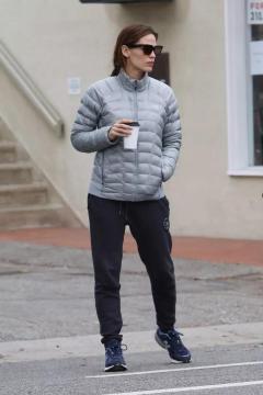 Fashion Lady Parka Jacket with Fur Hood