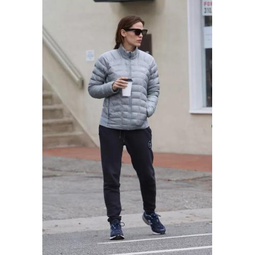 Fashion Lady Parka Jacket with Fur Hood