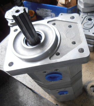 Triple Gear Pump (CBQL series)