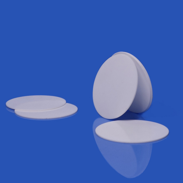 Langlebige gute Isolierung 96% Aluminiumoxid -Keramik -Substrat
