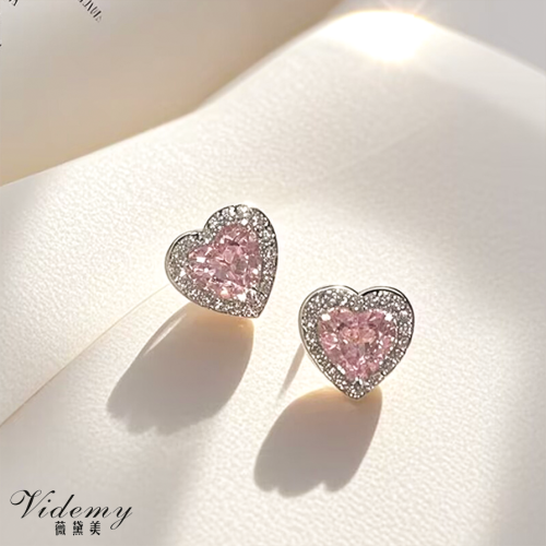 Luxury Pink Crystal Heart Stud Earrings for Women