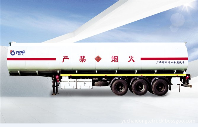 3 axle 30Ton oil tanker semi-trailer export model