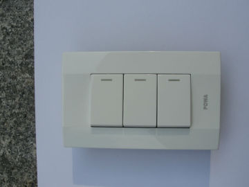 13A 3 gang switch with LED indicator