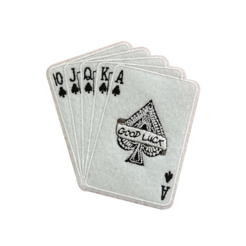 Parche bordado con hierro para jugar a las cartas