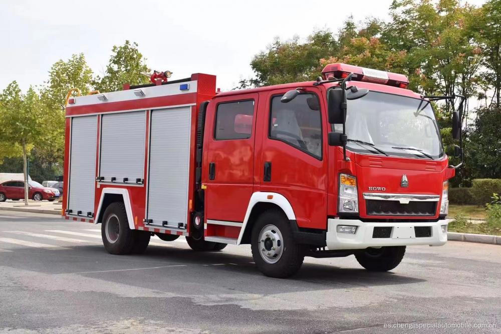 Camión de lucha contra incendios con extintor de incendios