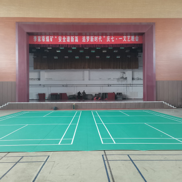 Tikar lapangan bulu tangkis PVC Sports Surface