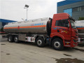 Lori Tangki Petroleum 12 Roda 30000 liter