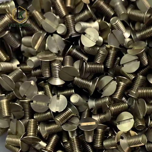 Машынныя шрубы з плоскай патайнай галоўкай з нержавеючай сталі 82 градуса