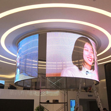 Exibição de vídeo de vidro fotoelétrico LED curvo interno