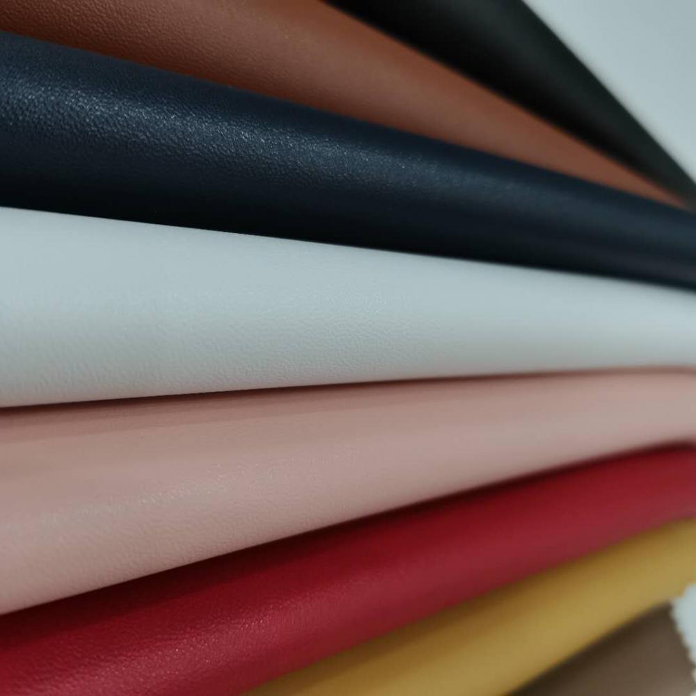 Polychrome Fine And Smooth Pu Leather