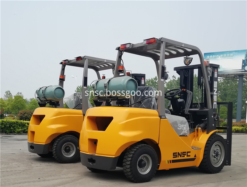 3.5ton gas forklift (5)