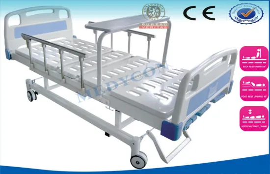 Manual Hospital Bed With Diner Table Handicapped Luxurious Critical Care Beds