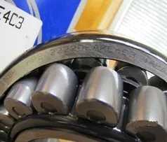NSK 22220EAKE4C3 Spherical roller bearings