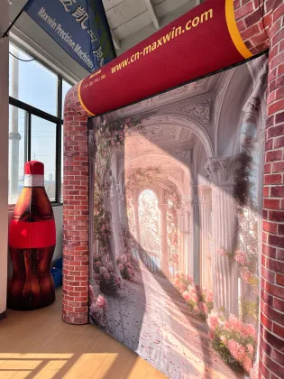 Inflatable alien column