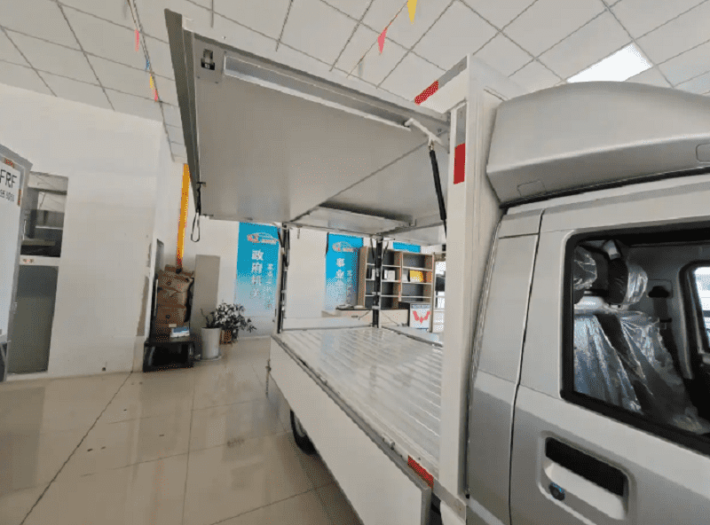 Focusing on Scenario-Based Vehicle Trends! Linli Auto Showcases Industry Adaptability with a Variety of New Energy Vehicles