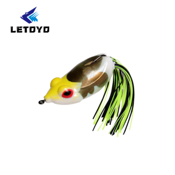 Letoyo 5.5cm 14g Topwater Popper Propeller Fishing Bait - معالجة الضفدع الناعم مع السنانير ، والسحر الاصطناعي "ومع ذلك ، للحصول على عنوان أكثر ملاءمة للمسيرة ، قد تفكر في: