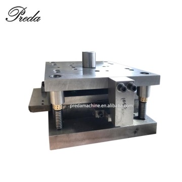 Hot Sale India TDF TDC Clamp Clamp Corner Corner Mold για την παραγωγή αγωγών HVAC