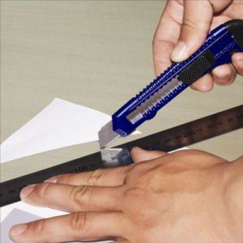 Heavy Duty Utility Knife with Changeable Blade