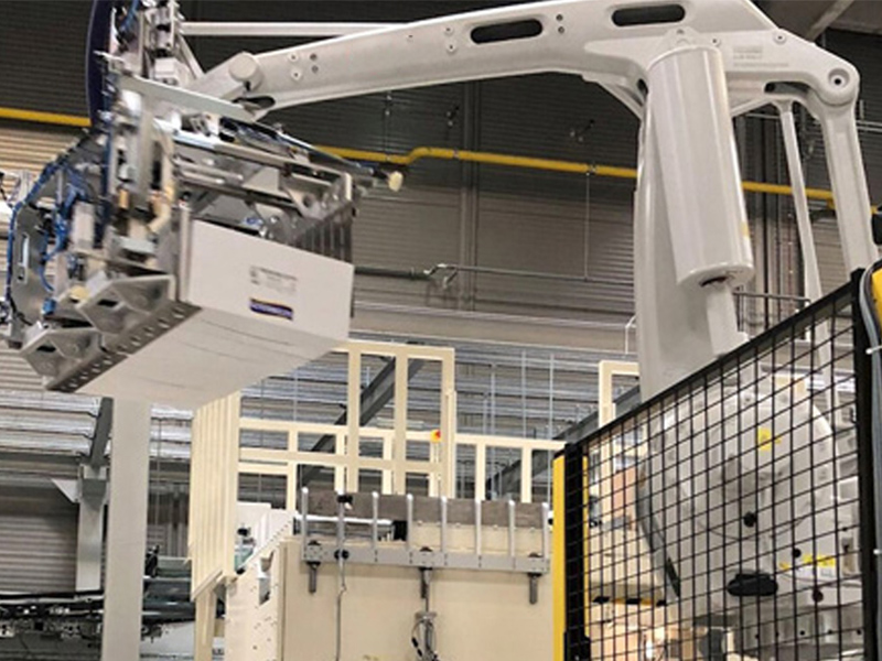 High-Speed Robotic Palletizer Cell​