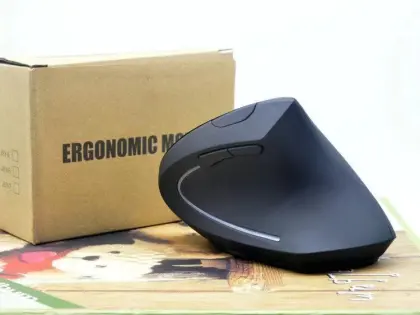 Popular Ergonomic Vertical Gaming Mouse with 4 DPI Levels