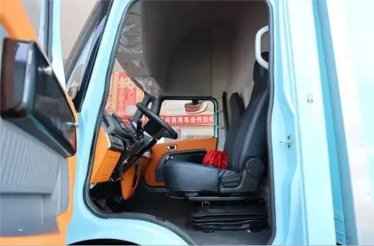 ISUZU Qingling new electric light truck EVW100 electric pickup truck is a high-speed pure electric cargo truck