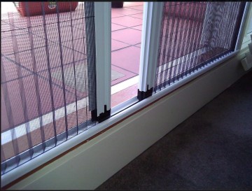 aluminum accordion fly screen