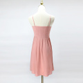 Красивое и светло -розовое платье подвески