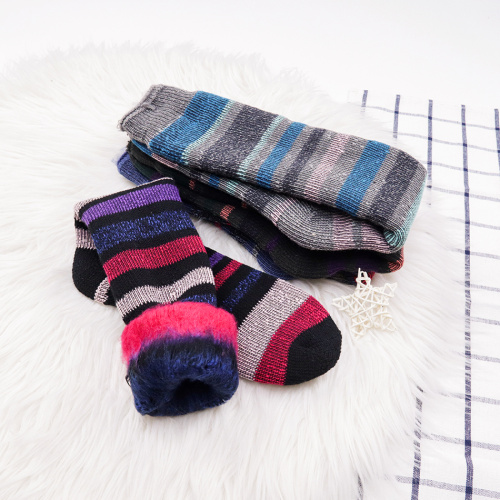 Bunt gerippte Baumwollsocken Brauch