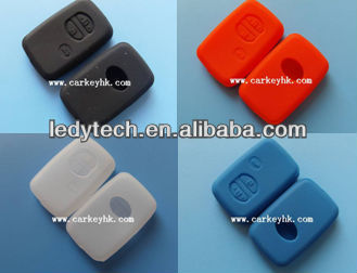 Wholesale toyota 3 button flip car key bag, silicon ,remote key case shell