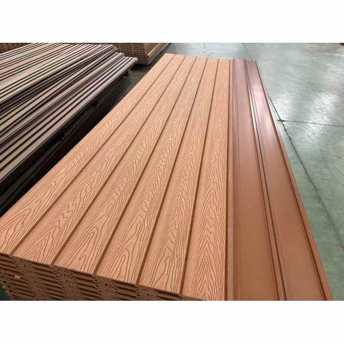 Bảng điều khiển ngoài trời WPC Sản xuất lượng khí thải thấp Sản xuất năng lượng Tùy chọn cốt lõi cách nhiệt hiệu quả