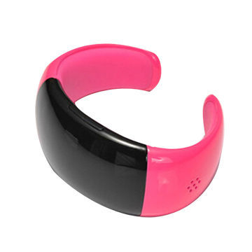 Bluetooth Bracelet, Newest and Popular, Beautiful LED Lights Display will Show Your Calling Time