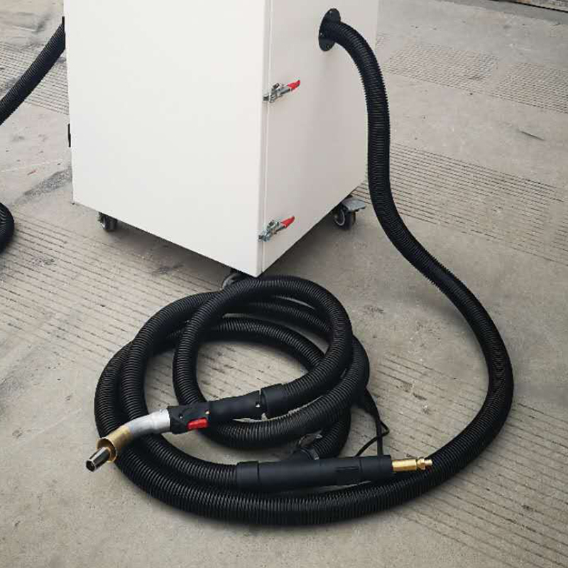 Robotic Welding Gun Dust Collector Equipped Welding Gun
