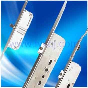 Linked handle door lock body for aluminum casement door