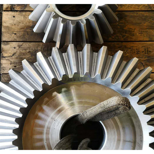 Custom high-quality bevel gears & Miter Gears