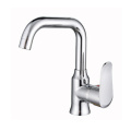 คุณภาพสูงสุขภัณฑ์เย็นจับเดี่ยวดาดฟ้าติดแนวตั้งอ่างล้างจานแตะ Faucet