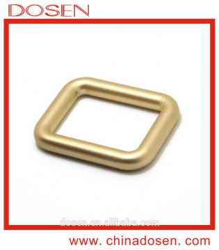 New product high quality durable effect polishing gold metal buckle for bags accessories.