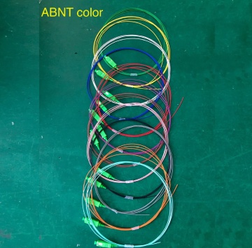 Co-Net Factory Supply FTTX 0.9mm Μονή Λειτουργία G657A2 Οπτικό Pigtail Fiber SC-APC