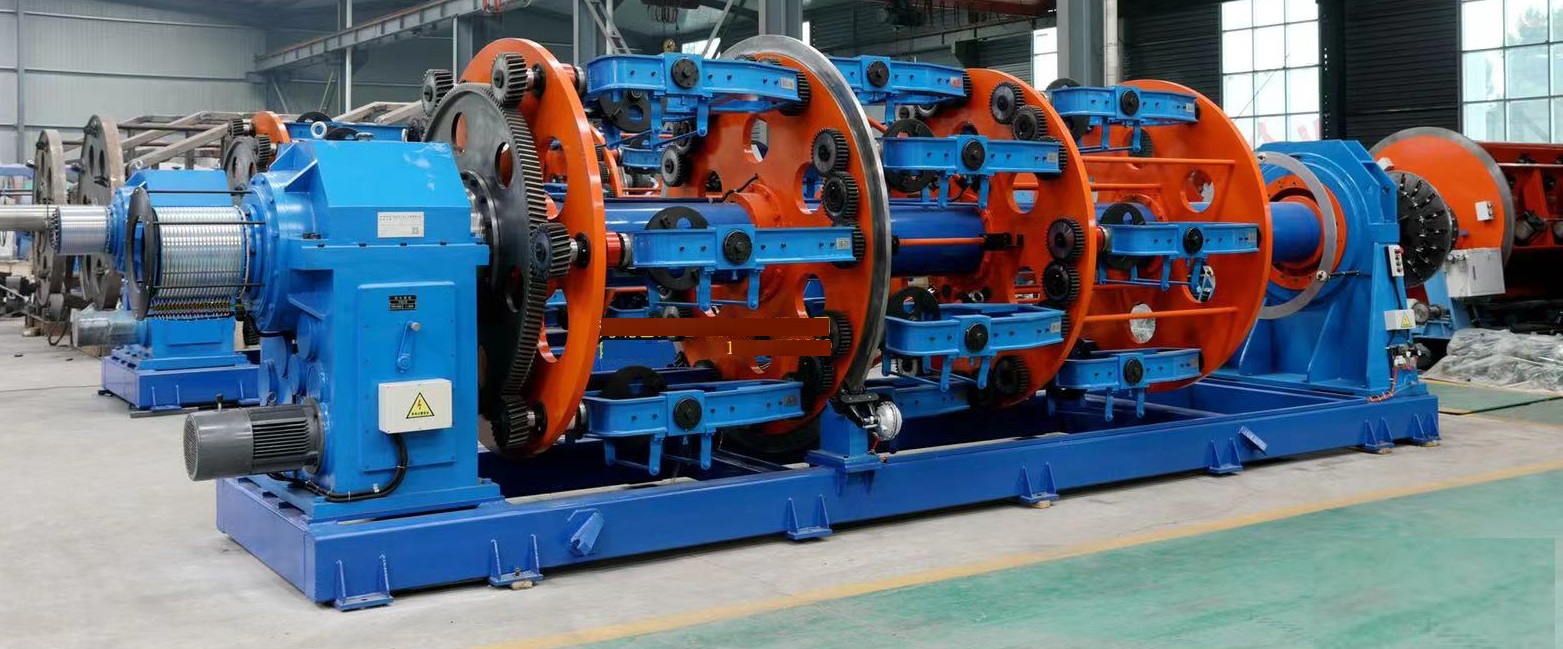 Rigid stranding machine