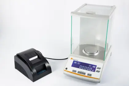 100g 0.0001g Internal Calibration Lab Balance