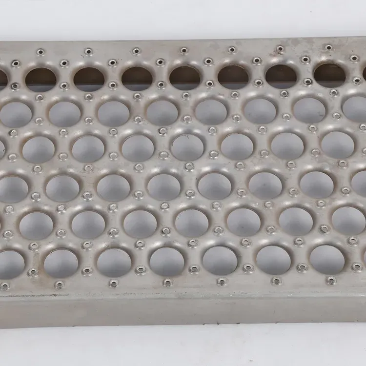 Customized Anti-Slip Tread Plate Grate