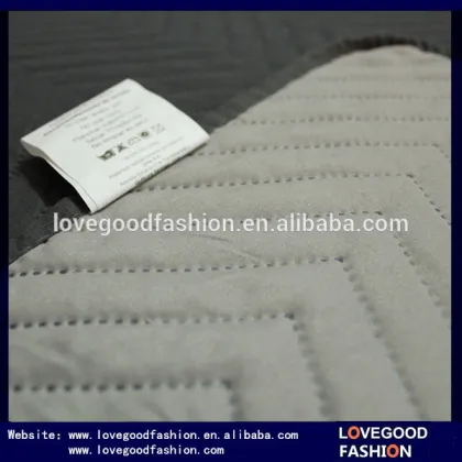 A & B Sides Solid Color Bedspread Ultrasonic Quilt