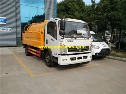 4x2 3000L Feces Sucking Trucks