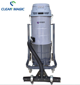 Dry and wet industrial vacuum cleaner